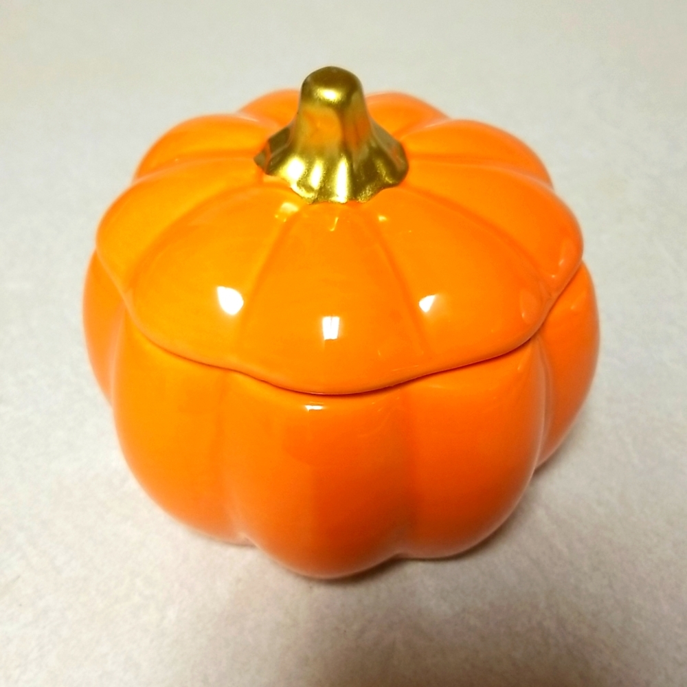 Copy 🇺🇦 Glazed Pumpkin Trinket